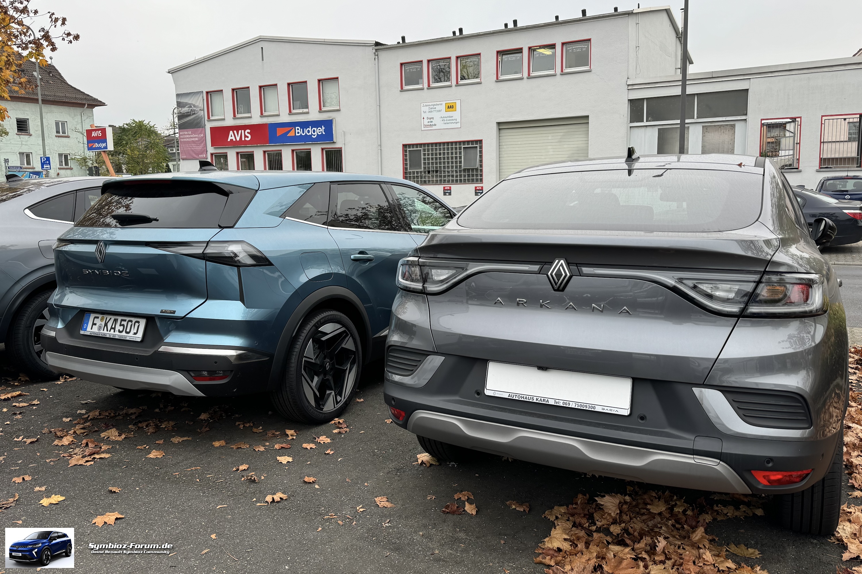 Renault Symbioz Forum ICONIC e tech FULL HYBRID 145 Vergleich Arkana