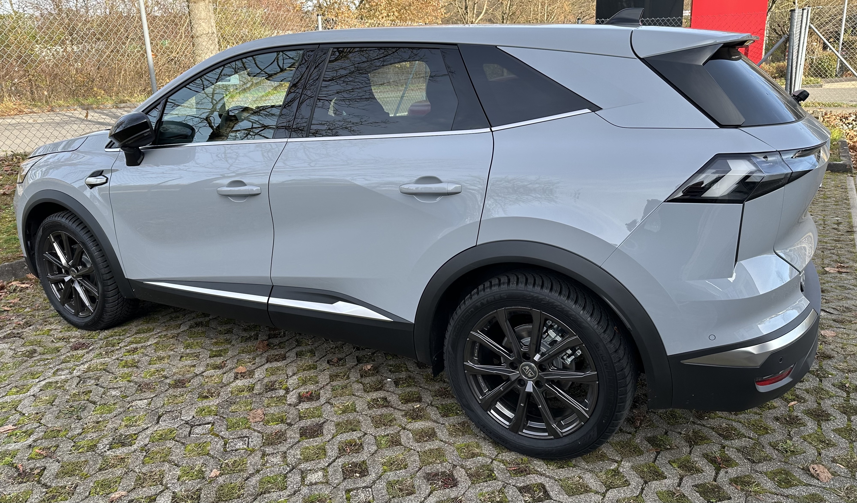 Symbioz in der KISS Edition in Rafale Grau